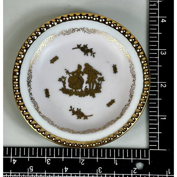 ANDREA by SADEK 4" COURTING COUPLE Saucer Trinket Dishes PALE Pink/GOLD Lot of 7 - Picture 8 of 10